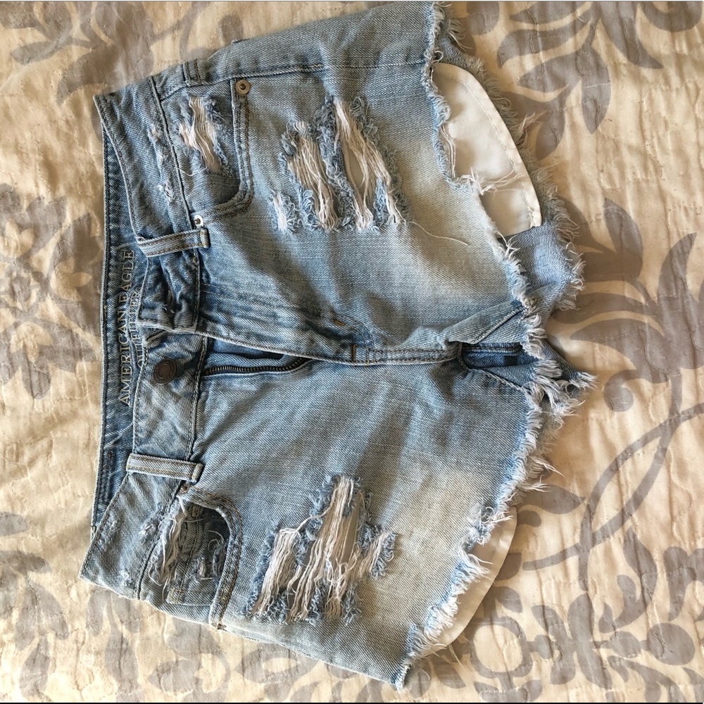 American Eagle festival Shorts